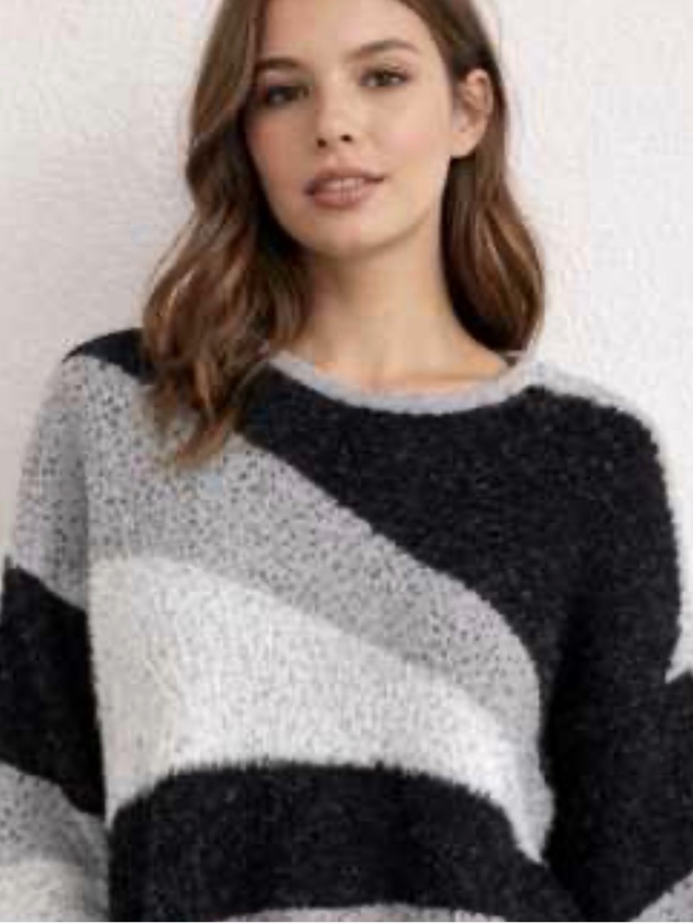 Striped Fuzzy Crewneck Sweater - Black & Gray